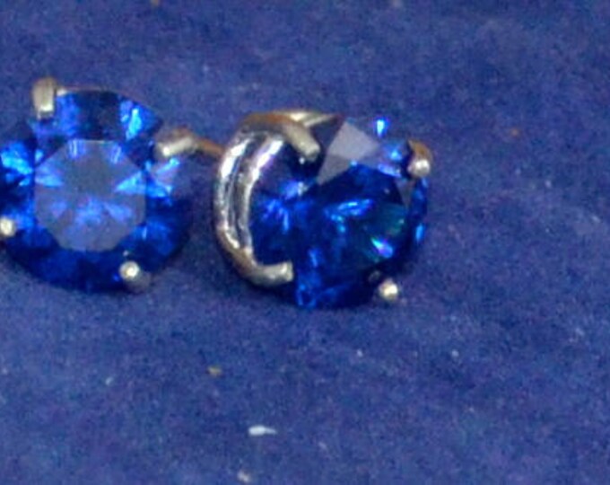 Large Blue Zircon Studs, 10mm Round, Natural, Set in Sterling Silver E1071