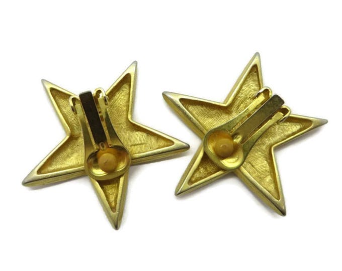 Vintage Star Earrings | Matte Gold Tone Clip-on Earrings