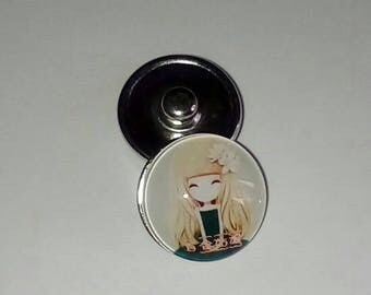 Snap glass little blonde girl