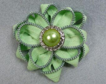 Green Flower Brooch, Zipper Brooch, Green Brooch, Green Pin, Zipper Pin, Zipper Art, Flower Pin, Upcycled, Recycled, Repurposed