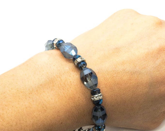 Blue crystal bracelet, blue bridal bracelet, dark blue bracelet, indigo blue bracelet, blue crystal jewelry, dark bridal jewelry