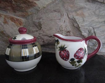 Oneida Strawberry and Plaid Creamer and Sugar Bowl with Lid