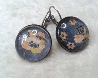 Earrings round flower woven yellow