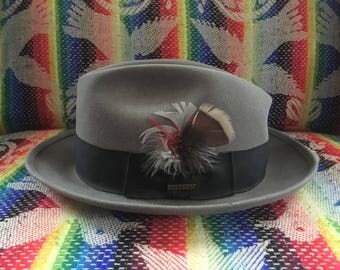 Vintage 1970s Mens STETSON 4X Grey Fur Felt FEDORA Hat Size 7 3/8 Borsalino Stetson
