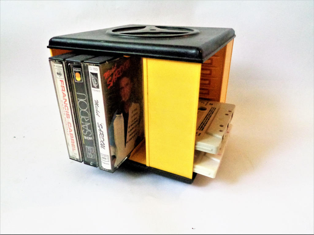 Carousel Cassette Tape Holder Spinning cassette holder Music