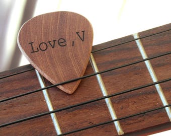 Custom wood guitar pick, personalized with a name, perfect gift for a guitarist or musician !