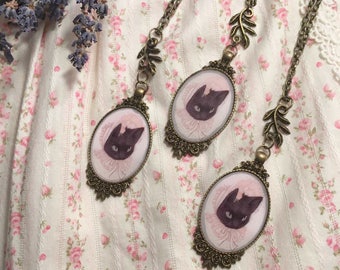 Cheesecake's Friends Necklace - "Mary"
