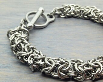 Handmade chainmail jewelry & accessories by TCDChainmail on Etsy