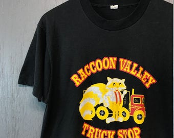 M * Vtg 80s Knoxville TN raccoon valley truck stop t shirt * trucker screen stars