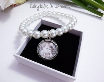Glass Pearl Photo Bracelet, Memorial Bracelet , Stretch Bracelet, Bridesmaid Gift, Photo Jewellery, Beaded glass bracelet, 16mm Photo , UK