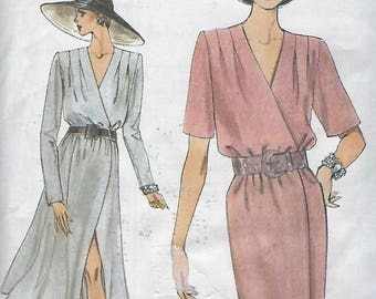 Vogue 9005 Misses' Dress Size (18-22) UNCUT