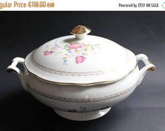 SALE Soup Tureen. French Transferware. Sarreguemines. Serving Dish. Antique Tureen. Serving Bowl. White Decor. Soupière Ancienne. Vintage Ki
