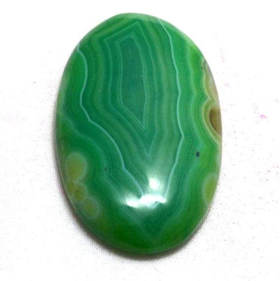 aaa-rated-natural-green-banded-onyx-oval-shape-cabochon