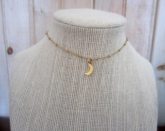 Dainty Moon Choker || Gold Moon Necklace || Moon Choker || Crescent Choker || Simple Gold Necklace || Gold Layer Necklace