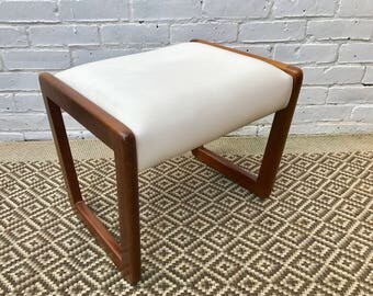 White Vinyl Dressing Table Stool #377