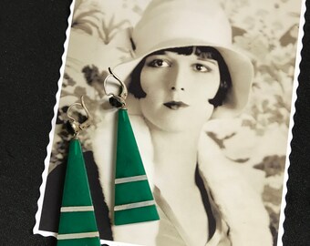 Rare - 1920 French Antic Vintage Art Deco Pendants Earrings in emerald green crystal - Roaring 20s - Flapper