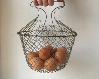 Vintage Collapsible Wire Basket Egg Fruit Vegetable farm basket colander