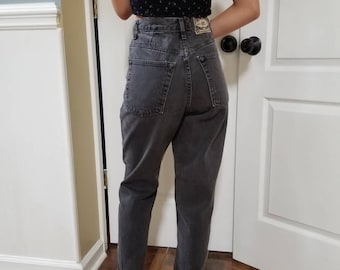 Vintage Express High Waist Jeans // Mom jeans/ Waist Size 25 26