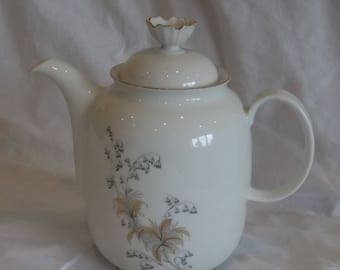 Vintage Schirnding Bavaria Teapot. Circa 1977