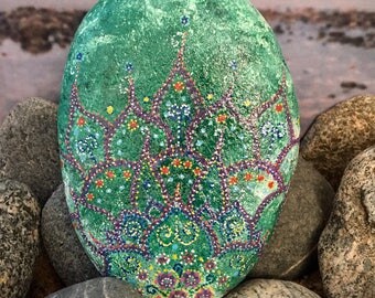 Mandala rock | Etsy