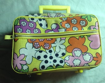 Groovy Little Suitcase / Overnight Bag