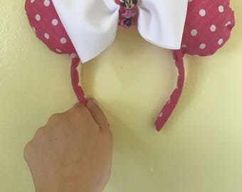 Pink Minnie Mouse ears