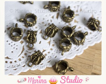 10 bronze bails with engraved pattern 12.0 mm x 6.0 mm MS30241