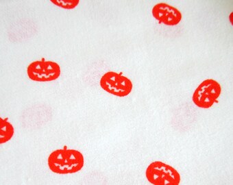 Cotton fabric pumpkins Halloween orange and white, flannel patterns jack o'lantern, Halloween fabric on 145 cm 10 cm