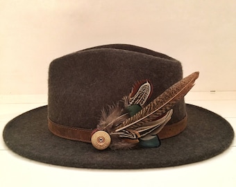 Feather & Cartridge Hat Pin or Brooch - Green