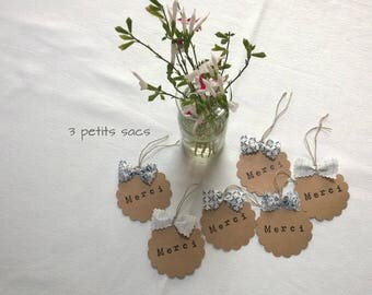 6 labels round kraft serrated, blue Liberty Eloise, cotton blends