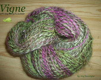 Handspun angora/mohair yarn, "Vigne", 135 m.