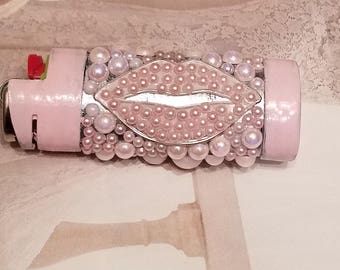 Pink Bubblegum Kiss/Pearl Bling Lighter Cover