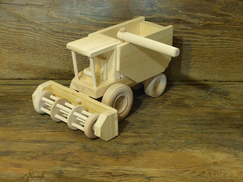 tractor wooden toy