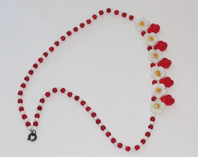 Red and White Floral Bead Necklace Czech Bohemian New Old Stock