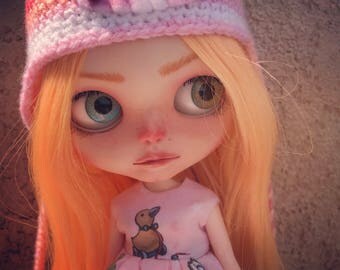 Lulu Balckbird-OOAK custome Blythe doll.
