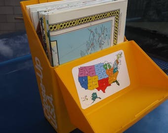 Vintage National Geographic Box Of Maps and Book Close Up USA Set 1980s