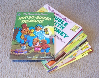 VTG 1980 The BERENSTAIN BEARS CHRISTMAS TREE Stan and Jan holiday picture VTG 1980 The BERENSTAIN BEARS CHRISTMAS TREE Stan and Jan holiday picture