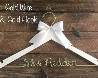 Wedding Hanger, Bridal Hanger, Personalized Bride Hanger, Brides Hanger, Gold Wire Name Hanger, Personalized Bridal Gift