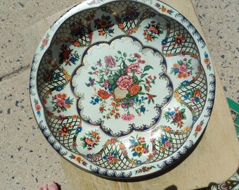 Tin bowl by Daher in white and rainbow florals