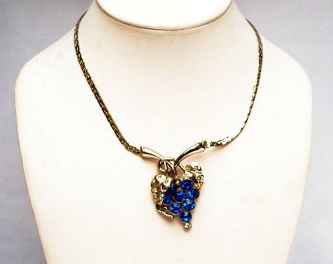 Blue Rhinestone Grape Necklace - light gold tone chain - mid century - collar necklace