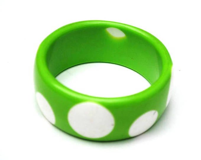Lucite Bangle - Green and White - Polka dots - Mod