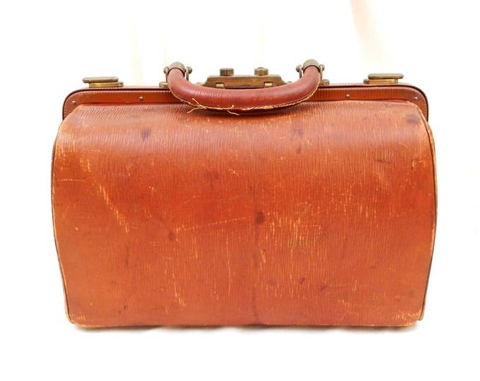 Antique French Leather Gladstone Bag, Leather Exterior and Interior, Doctor Bag from France, Small Portmanteau Suitcase, Retro Handbag