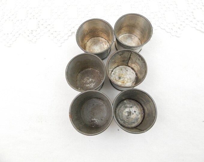 6 Vintage Metal French Bun Pans / Molds, Country Farmhouse KitchenBakeware Utensils, Retro Cake Baking from France, Petit Pain, Cup Cake
