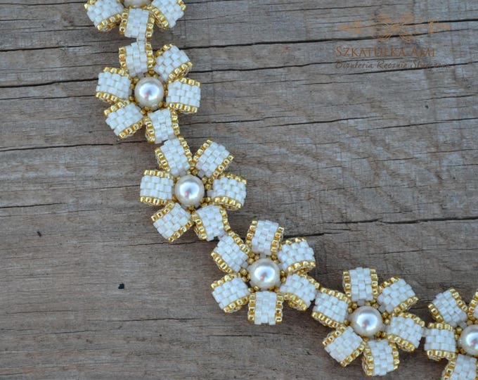 beaded necklace, seed bead necklace, wedding necklace, flower necklace, victorian necklace, pearl necklace, choker necklace, gold