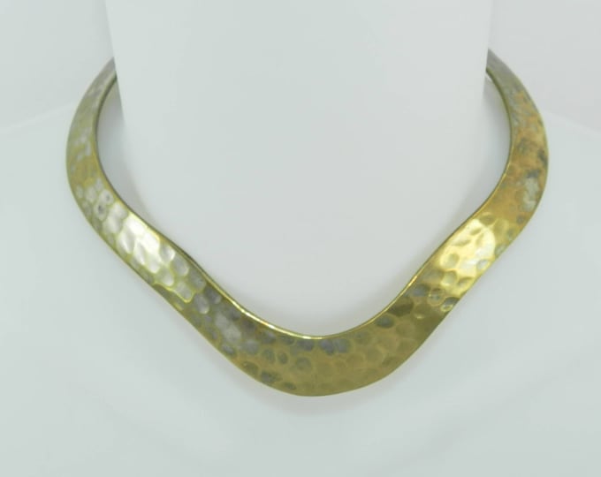 Vintage 1970's hammered choker collar necklace, Vintage 1970s Brass Ladies Collar Statement Choker Necklace, Vintage jewelry jewellery, gift