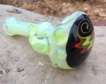 Hand made borosilicate glass pipe
