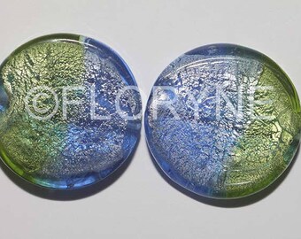 2 large green glass disc beads and blue 33Mm