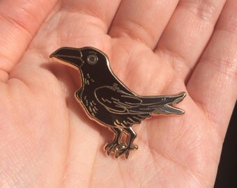 Black Raven / hard enamel pin / 43mm