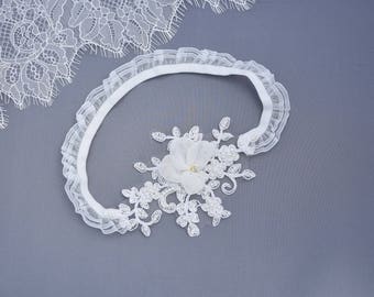 Wedding Garter set, Bridal Garter set , Lace Garters, Ivory Garters, Beaded Lace Garter, Keepsake Garter, Tossing Garter, bridal shower gift