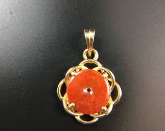14K yellow gold orange jade chinese pendant